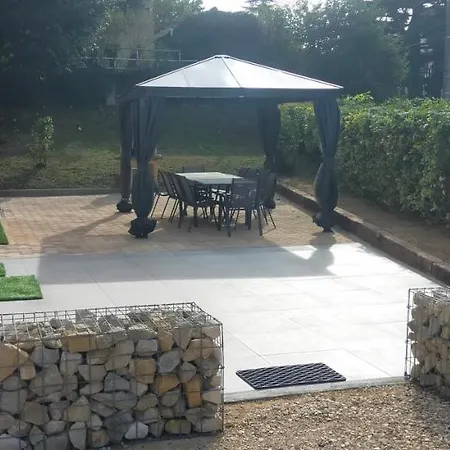 Gite Climatise A 15 Min De Lyon Avec Jardin Prive Feyzin